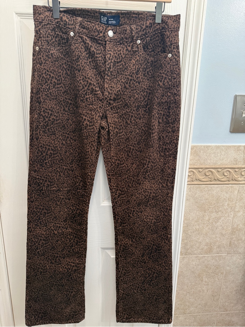 GAP Women's Brown Leopard-Print Corduroy, Baby Boot Cut Pants Size 10